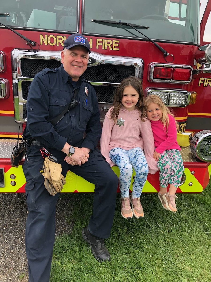 JosephAngelino's tweet photo. It was touch a truck day in #chenangoco. Hundreds of boys & girls got to climb all over heavy equipment. Man, I wish this was a thing when I was a kid. A good time was had by all. https://t.co/7HA1BtB06g