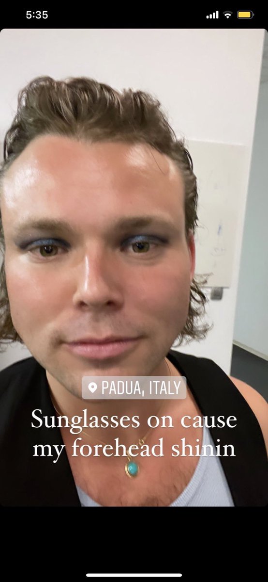 no thoughts, just ashton irwin with makeup, goodnight