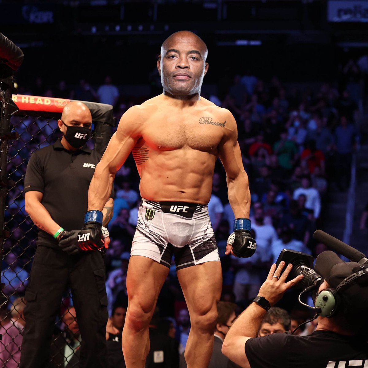 DownwardElbow's tweet photo. Michael Chandler said https://t.co/GnkozaXw6Z