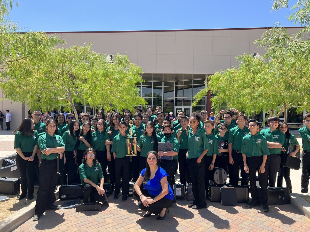 MAcosta_WDSBand's tweet photo. Congratulations to the #StallionBeginningBand on earning their 1st, First Division-Superior rating this afternoon. The Force was with them. The future of the #StallionBand is very bright! #ProudBandDirector #StallionsLeadTheWay #ThisIsTheWay #TeamSISD #SISDFineArts @WDSlider_MS https://t.co/Li8QJGXgWR