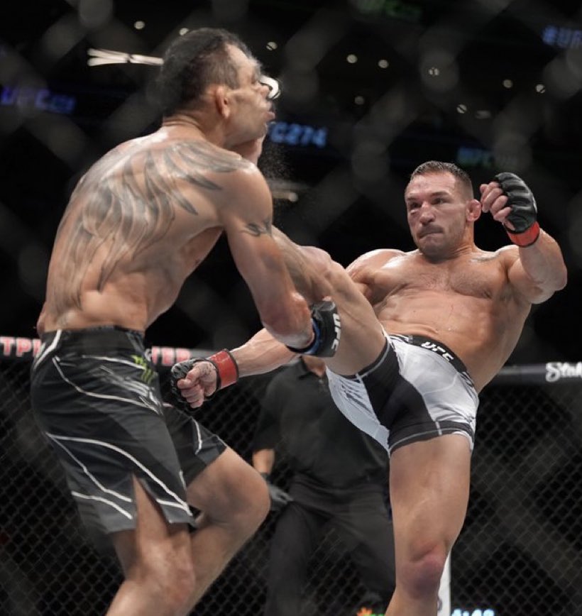 fightpicsgohard's tweet photo. Michael Chandler knocks out Tony Ferguson

Phoenix, Arizona (2022) https://t.co/TQ19UFg8A5