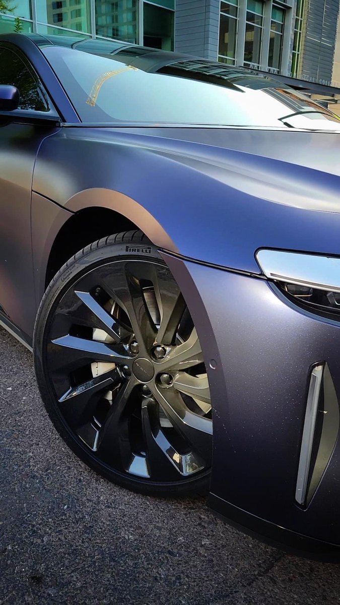 2028Lucid's tweet photo. Josh Zwicker lucid air Warped. Looks so cool. 😍 #lucidmotors https://t.co/fHAEMCtaiR