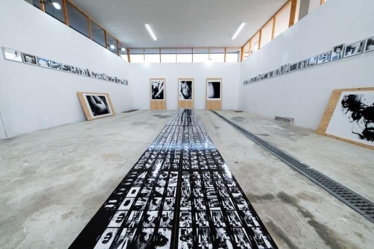 gallerygarage22's tweet photo. Last Day 12:00-19:00
KG+ 40 CUT OFF 
田口るり子／RURIKO TAGUCHI
https://t.co/Lsfn8p558x

Photo:Hirokatsu Yamamoto
#KYOTOGRAPHIE 
#KGplus https://t.co/iYvVXAZB9c