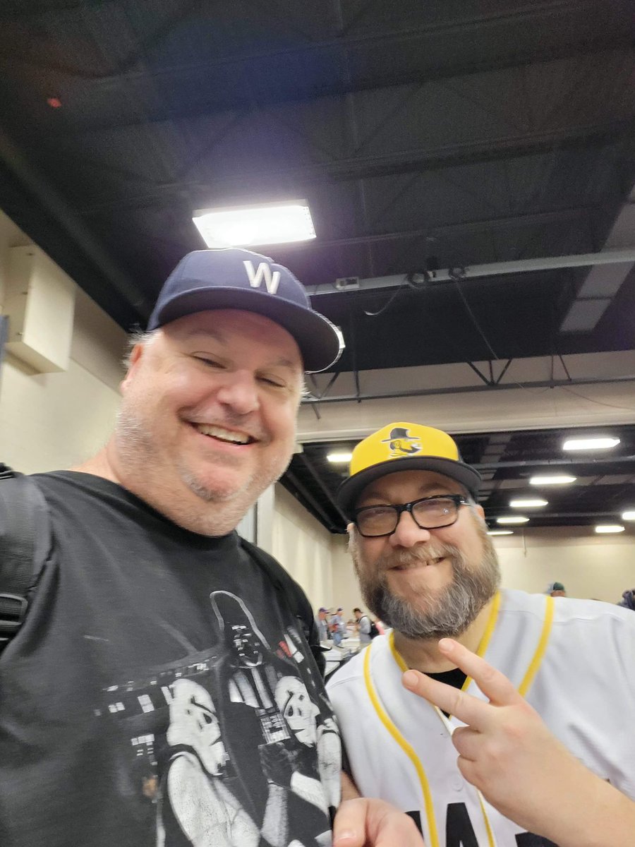 natsman72's tweet photo. This happened today at the Hickory, NC Card Show. My 1st card show since I was 12 and @b1gscott35 1st NC show today. Check us out tomorrow night on his YT channel for a recap live season! #hobbyfriendship @insidepitchprom @ThoseBackPages @JDsSportsCards @BnBCards_YT https://t.co/U4xS067C7H