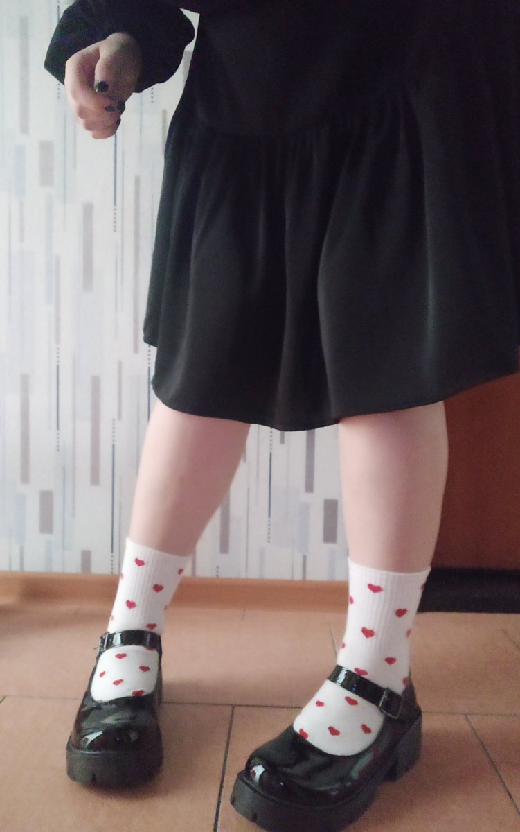 hyinyushka___'s tweet photo. мне пришли туфельки которые я оооочень давно хотела😭 https://t.co/P6eO9s6PTx