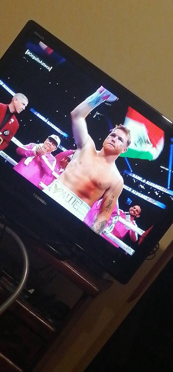 CecyCT's tweet photo. .
#TeamCanelo🥊
#BoxAzteca7 https://t.co/TIY2LB4Yvm