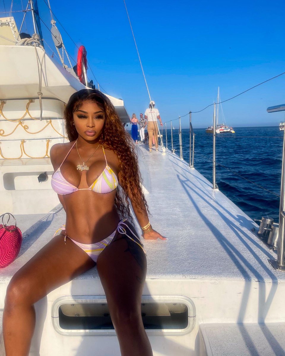 JanylaReyana's tweet photo. Pucci Pussy💕💖💘 https://t.co/K8TxIdidX4