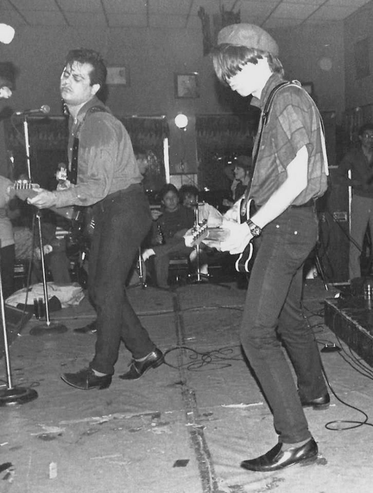 PunkRockStory's tweet photo. Plugz at the Cathay de Grande, Central Hollywood. Photo by Abigail Johnson

#punk #punks #punkrock #hardcorepunk #plugz #history #punkrockhistory https://t.co/eeFrqmxd3H