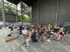 UtleyWolfBand's tweet photo. The Utley Band had a fun time making music and riding rides today at @SixFlagsOverTX https://t.co/M7io2UkXnR