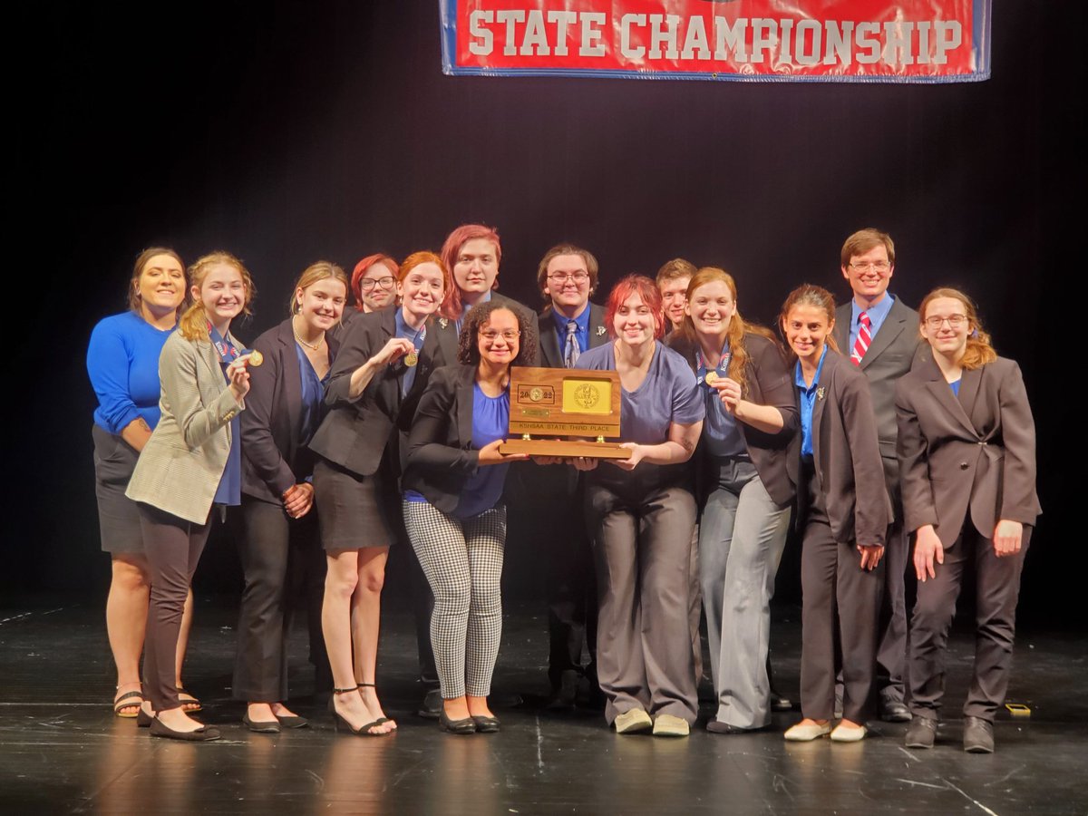 HHS_Debate_4N6's tweet photo. Good day today! Third place trophy at State. Congratulations to Elena Flask on winning 1st in Oration! Mattea Weber finished 5th in Prose and Isabelle Loucks finished 5th in SSA and we had several others break to sems. Thanks to seniors Olivia, Clara, Isabelle, and Elena! https://t.co/G3FW6NFO74
