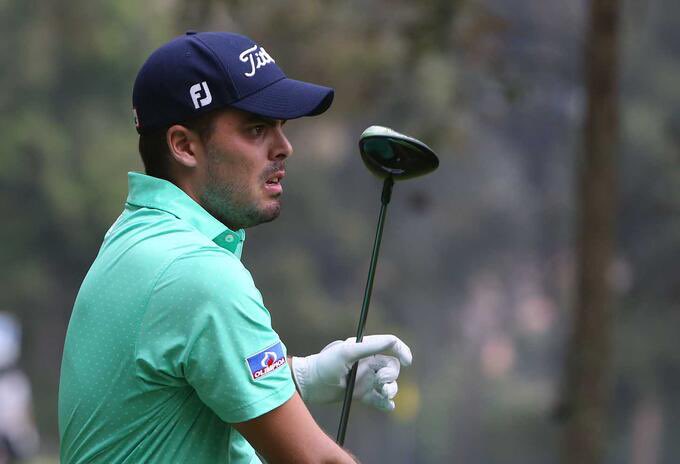 NacionGolf's tweet photo. #Colombianosenelgolf 🇨🇴⛳️
@pipocelia es el mejor colombiano en el golf internacional. Está segundo en el #QuitoOpen a falta de 7 hoyos para concluir la tercera ronda. Mañana se reanuda a las 7:30.
En Quito, Pipo juega como en casa. https://t.co/0cMdhNazIq