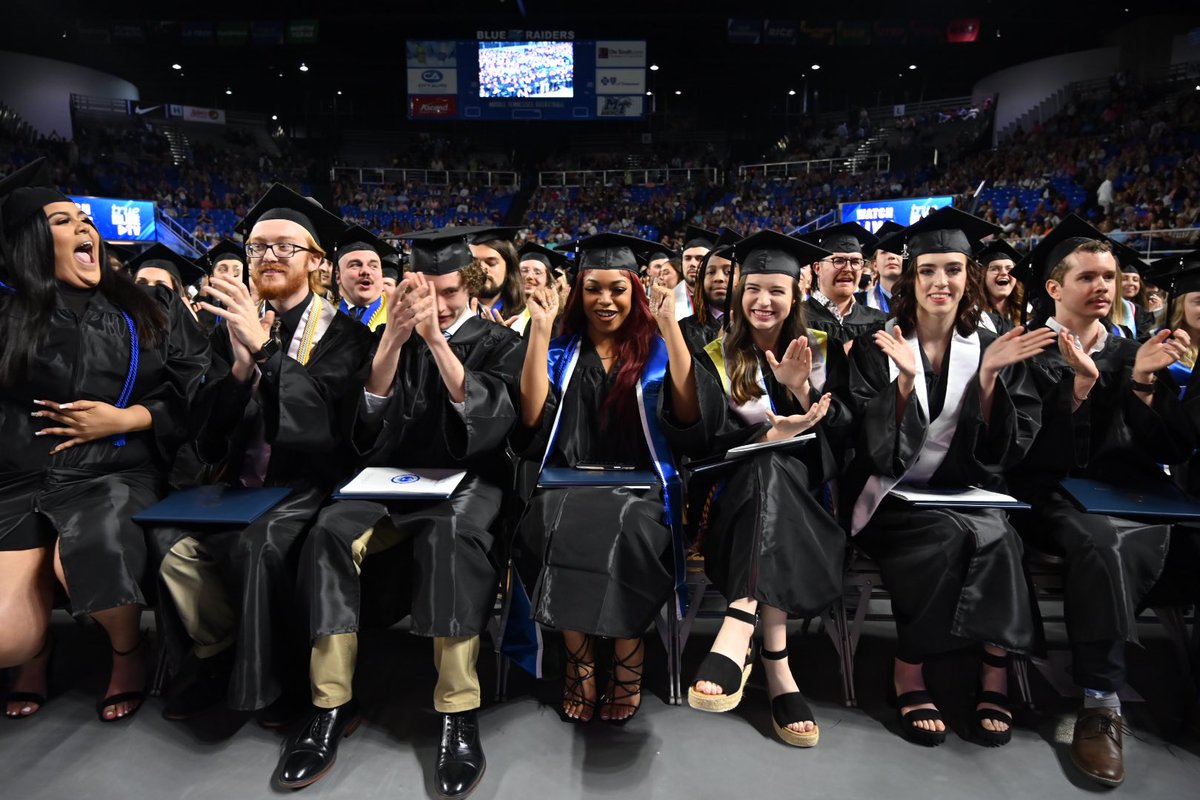 MTSU's tweet photo. We sent nearly 2,500 #trueBLUE alums out into the world today!! π₯³ #MTSU2022 https://t.co/JwFtoWTRen