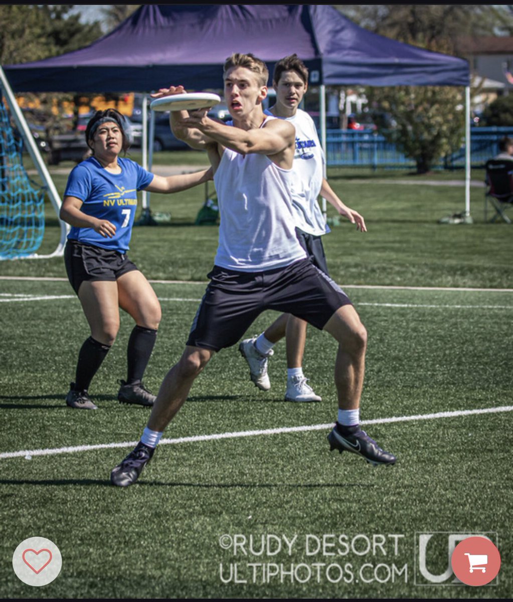 SCNUltimate's tweet photo. SCN finished the first day of the Reavis Ram Classic with 3 Ws against Elmhurst, Neuqua Mixed, and Lyons and 1L to OPRF. Send us good vibes for Day 2. Our first game is against Lane Tech. @bluefangroup @STCNSports @StCharlesNorth @SCNBoosters https://t.co/40DDX9huYx