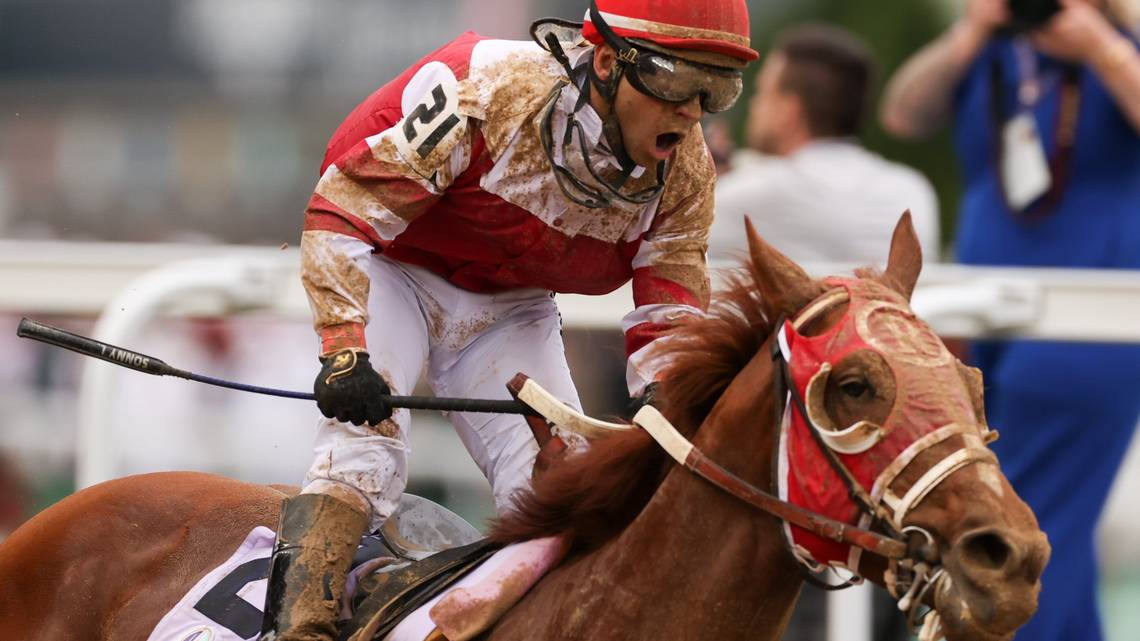 80-1 odds Rich Strike & 1st timer to the Derby Sonny Leon for the win! Cinderella story! What teamwork between jockey & horse from the gate to the wire. They had the 20th gate outside position! Worth re-watching! https://t.co/4dw4n8dpUO