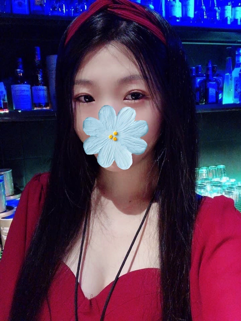 高雄
約會私訊
最近很忙，每天行程滿檔
大家想我了嗎