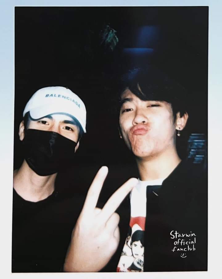 Siriphat_2000's tweet photo. ขอแค่ได้เห็นพวกเขาเติบโตไปด้วยกันแค่นี้ก็พอละ🥰💜
#ซุงบูม #starwin #SungFam https://t.co/vVrColbI4e