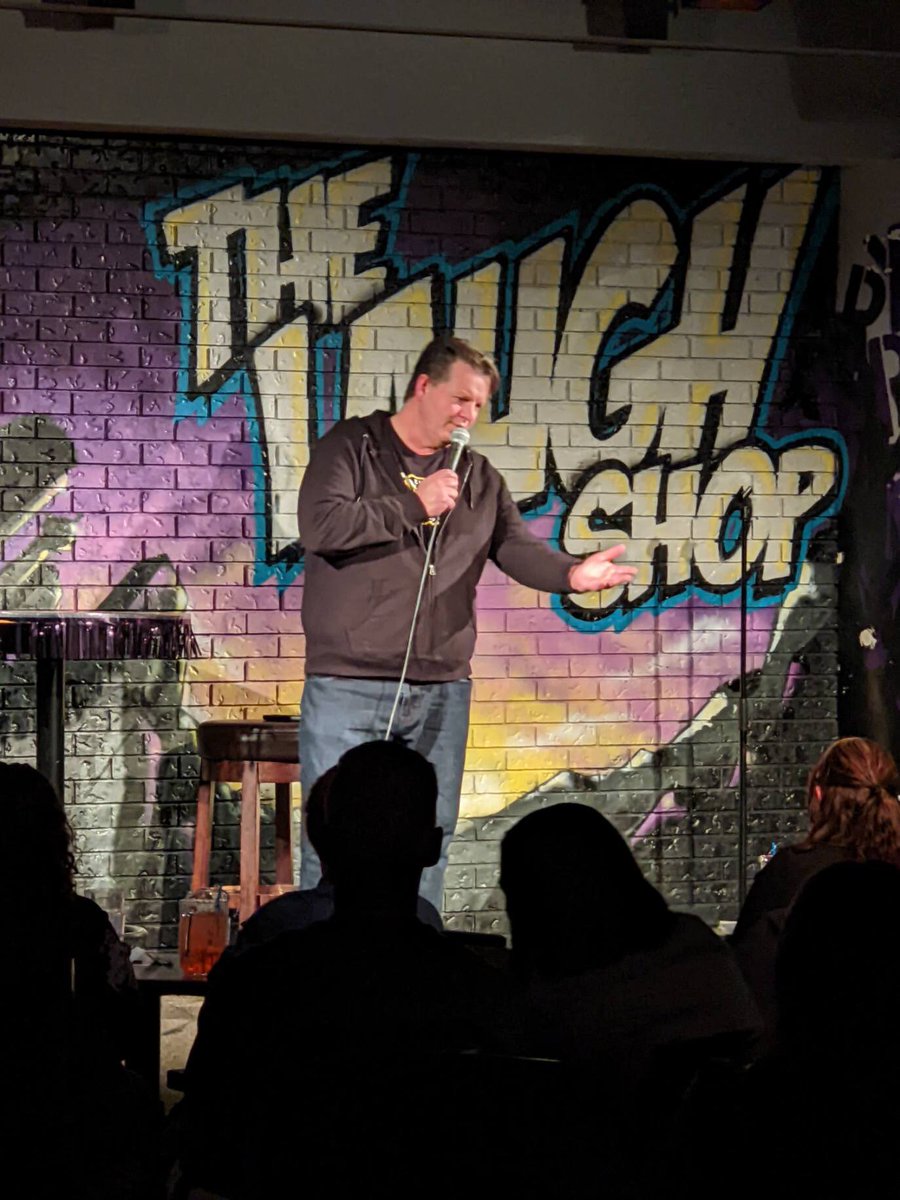 improvhypnosis's tweet photo. Opened up for this super funny human @kylebrownrigg tonight. It was  wonderful audience @laughshopyyc 
#comentdy #yyc https://t.co/k8wHyNrBeo