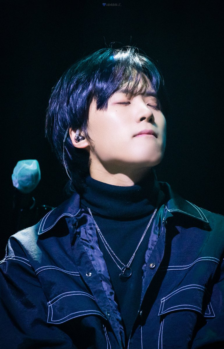 loveneverfe_lt_'s tweet photo. 해피 준서 데이! 🥰

220306 커넥트콘 Connect with The Whales
#더웨일즈 #TheWhales #김준서 https://t.co/7W7SVSOk69