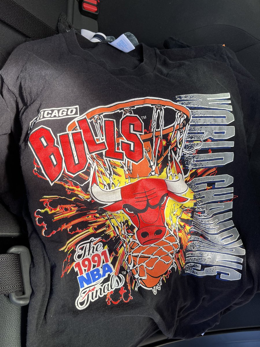 Mehnerd1's tweet photo. Found this gem at Goodwill today for $4.99! https://t.co/82bGC2ssq9