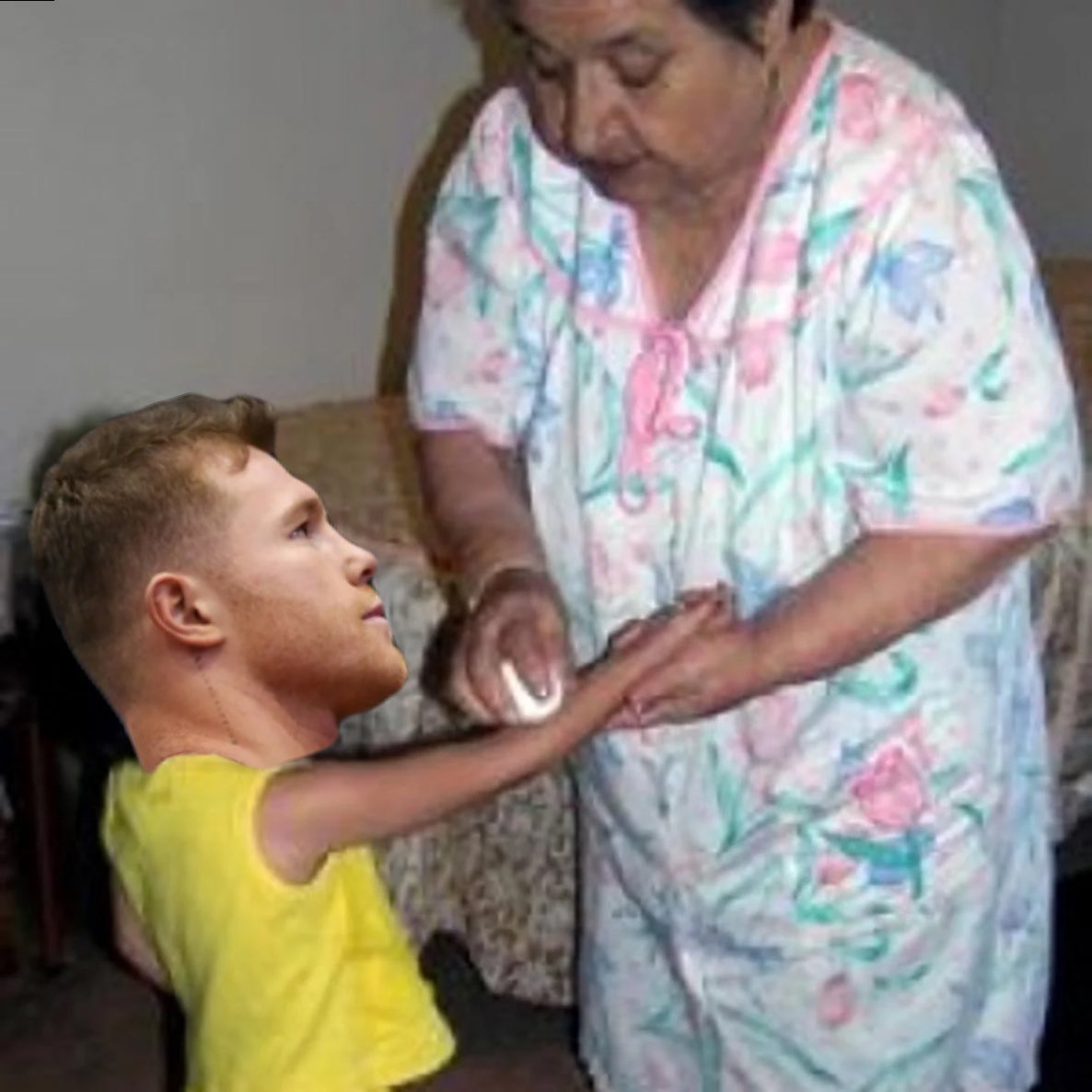 iimsammm's tweet photo. Someone pls give @Canelo a limpia next break plsssss because wtf #CanelovsBivolLIVE https://t.co/TT8QkPdNDG