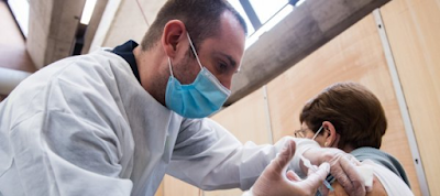 viaggrego's tweet photo. In #Israele boom di #Arresti #Cardiaci in correlazione con la #Vaccinazione Anti-#Covid, che aumentano anche in #Ticino!  https://t.co/ySvEb0o798 https://t.co/82H7skDRyi
