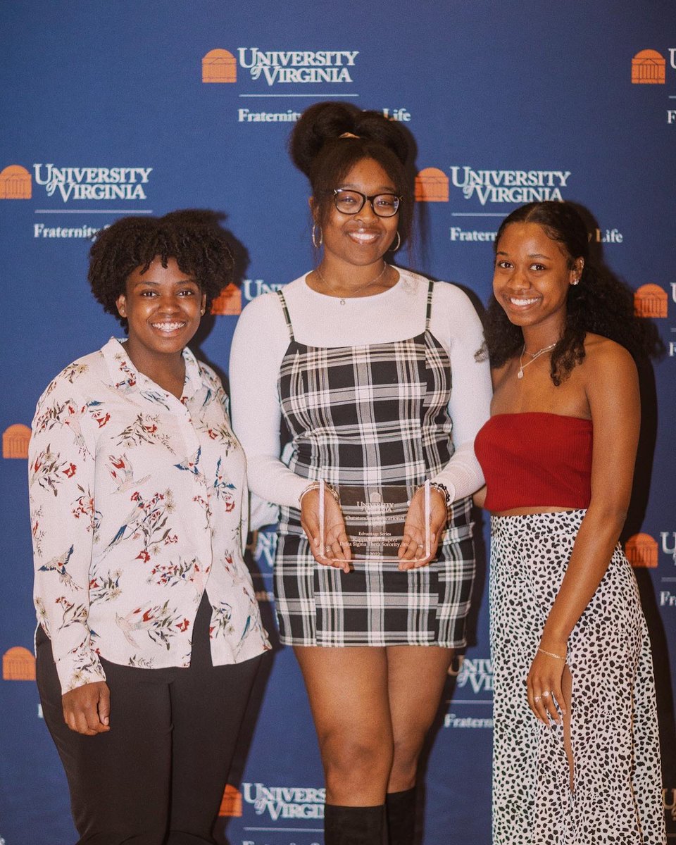 KappaRhoDST's tweet photo. At this year’s 2022 Greek Awards, the Kappa Rho Chapter of Delta Sigma Theta Sorority, Inc. was recognized for seven awards! Outstanding Philanthropy, Service to the Community, Educational Program, 2 Inter-Fraternal Partnerships, Emerging Leader and Greek Person of the Year. https://t.co/lXJtYysgBM
