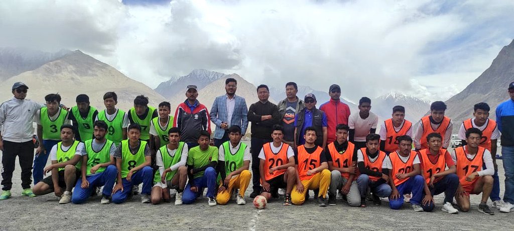 100 students, including 50 boys &amp; 50 girls from Nubra zone to participate in State/National Level Handball Competitions. 
In this regard, a handball exhibition-cum-competition among High/Hr Sec Schools of Nubra. It was org by Ladakh Handball Association in collab with DYSS Dept