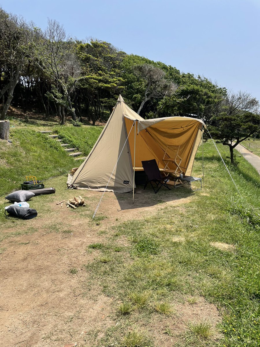 concierge_bcw's tweet photo. 久しぶりのソロキャンプ⛺️いつもは山ばっかりだけど海のキャンプ場も良いね👍 https://t.co/iO88DzdUno