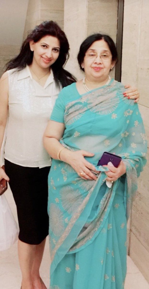 DrSwatiShow's tweet photo. पृथ्वी है ,जगत है , धूरी है,
माँ बिना इस सृष्टि की कल्पना अधूरी है
#MeriMa ❤️My eternal love &amp; strength  #MothersDay https://t.co/HDka1fdoN9