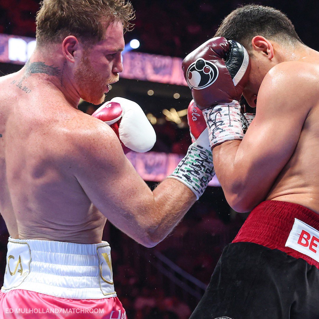 talkfcb_'s tweet photo. An incredible performance from Bivol tonight, respect. But also huge respect to Canelo, to make the move up to light heavyweight, always challenging himself, a true champion 🇲🇽 https://t.co/4GHNP4h87D
