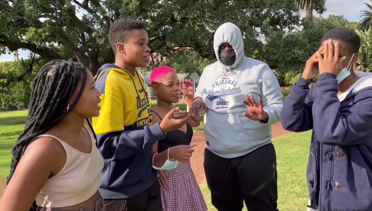 TimothyTumi's tweet photo. Guy gets caught cheating on his Girlfriend https://t.co/cFv93s7rYS

#Mjolo #YouTube #SouthAfrica #Trending https://t.co/H9wjkaeEfU