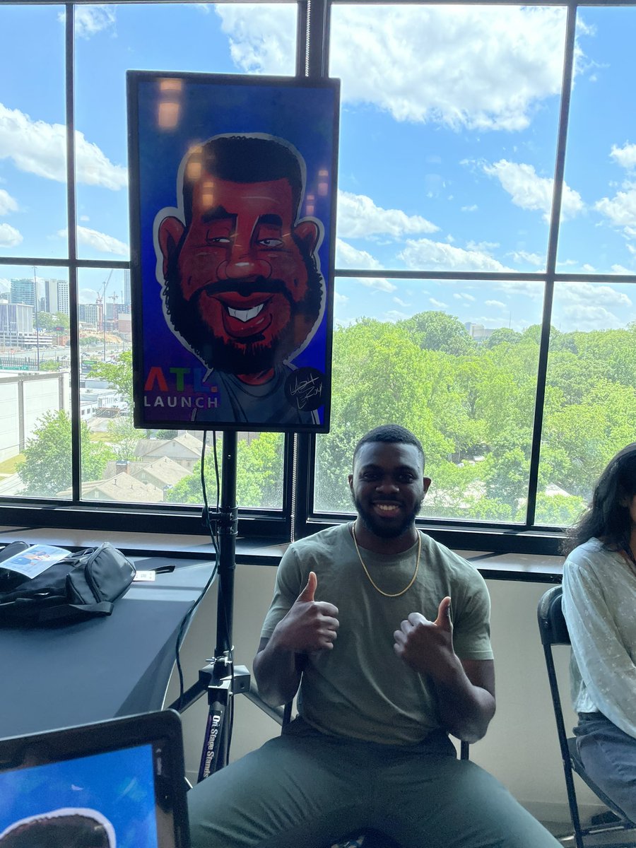 LashCanDraw's tweet photo. Thank you @MicrosoftATL for having me at your #MicrosoftATL Launch drawing live digital caricatures! Book Lash to draw digitally at your next event! Email LashWCW@aol.com https://t.co/a0fy3NHA9V