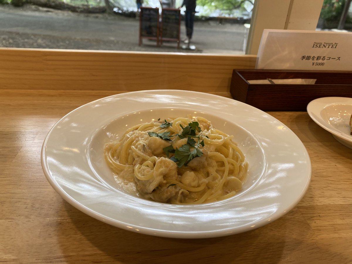 matukata25251's tweet photo. やっと入れた!
3度目の正直だね。
ピザ!美味しかった。
カルボナーラ!美味しかった。
#ランチ #吉祥寺 #井の頭公園 #isentei https://t.co/gegZA5jjQZ