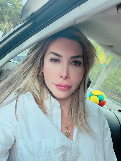 Miami ma&ntilde;ana te volver&eacute; a ver solo por 1 d&iacute;a 😔 https://t.co/87Q3BEj746<a href="/tag/miami"class="tags"><span>#miami</span></a><a href="/tag/tampa"class="tags"><span>#tampa</span></a><a href="/tag/orlando"class="tags"><span>#orlando</span></a><a href="/tag/las"class="tags"><span>#las</span></a>