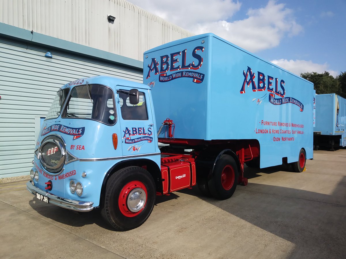 AbelsMoving's tweet photo. Keep an eye out for our historic removal vans taking part in today's #HCVS #LondontoBrighton run. Starting bright & early from #CrystalPalace this morning! https://t.co/mv76dfRnXN