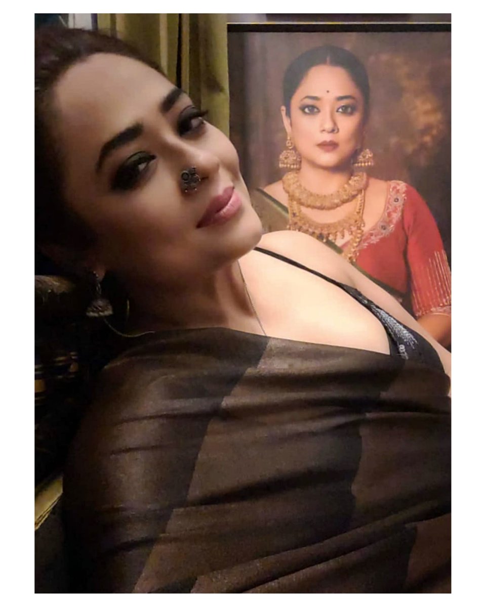 iamRupanjana's tweet photo. বলোতো রূপসী কে তোমার চোখে... ?
#mood #casuallook #weekendmood #metime #imemyself #timewithmyself #selfcare
#Rupanjana_Mitra_Official https://t.co/Ap6VE6SPSc
