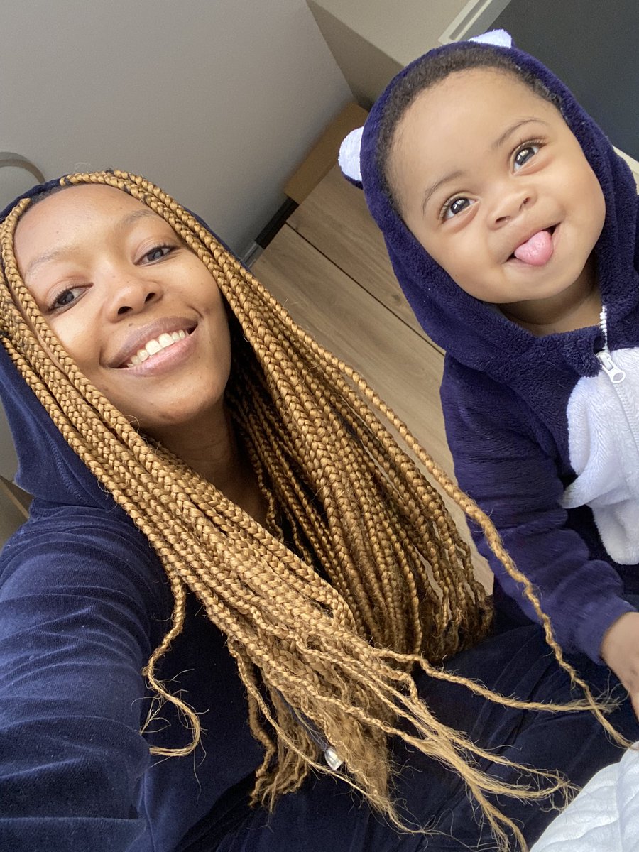 Its_Lira's tweet photo. Who’s cutting onions? 😭😭🥺🥺🙏🏽🙏🏽 https://t.co/lOORgjA5ZS