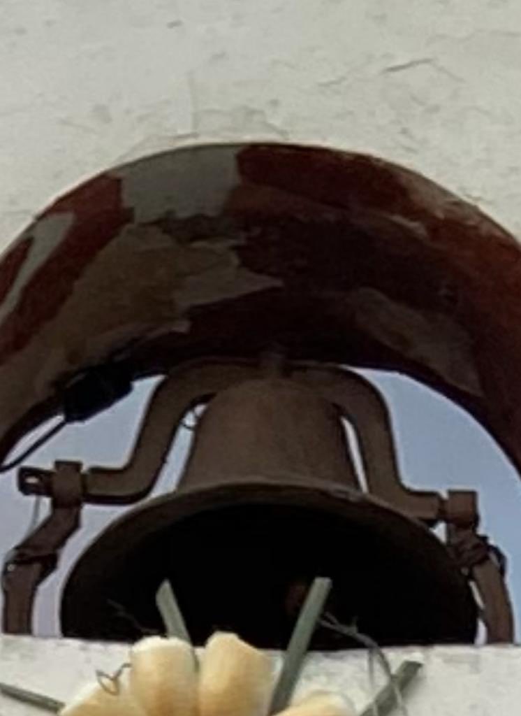 japuente62's tweet photo. Se robaron esta campana De la Iglesia de San Juan Bautista, Ramos Arizpe, envíen a todos sus contactos y redes sociales https://t.co/sbrkIaiRR4