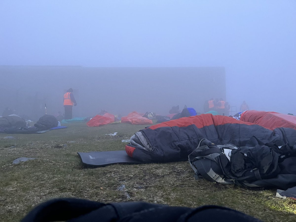 And that was a night on the mountain. It’s been cold, windy and foggy, but absolutely brilliant. You can still donate to <a href="/BreastCancerNow/">Breast Cancer Now</a> below: #isleofman 

justgiving.com/fundraising/Ge…
