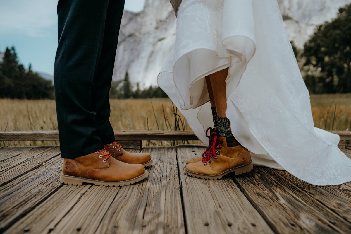 Robert_cobb_pht's tweet photo. One of my Highlights from last years wedding season #elopement #yosemite #hikingboots #travelphotography https://t.co/Qo6BWXQI0N