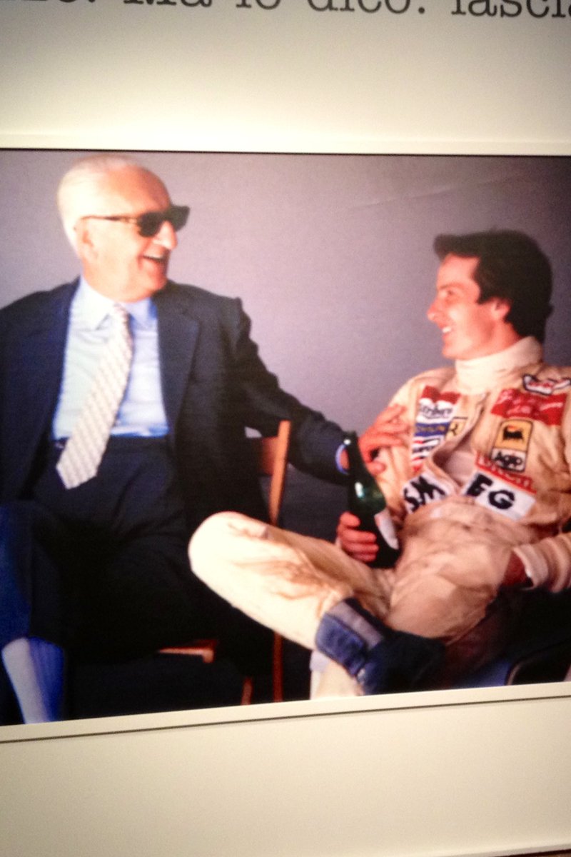 MarcoBergonzi's tweet photo. Oggi è il 40º anno che #gillesvilleneuve ci ha lasciato.
Chi lo ha visto correre, non ha più visto nulla di simile.
Quella che venne chiamata la #febbrevilleneuve contagiò milioni di persone in tutto il mondo, tantissimi non avevano mai seguito la #F1 o la #Ferrari 
Ciao #Gil https://t.co/OXvjgQpT8l