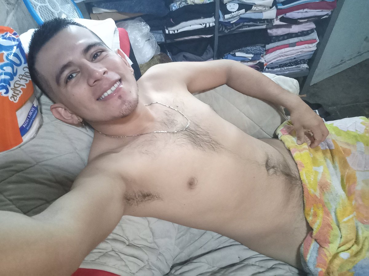 Edwin27197127's tweet photo. Ven y como todo lo que quieras 😏😉😌 https://t.co/a0ArKF8mEe