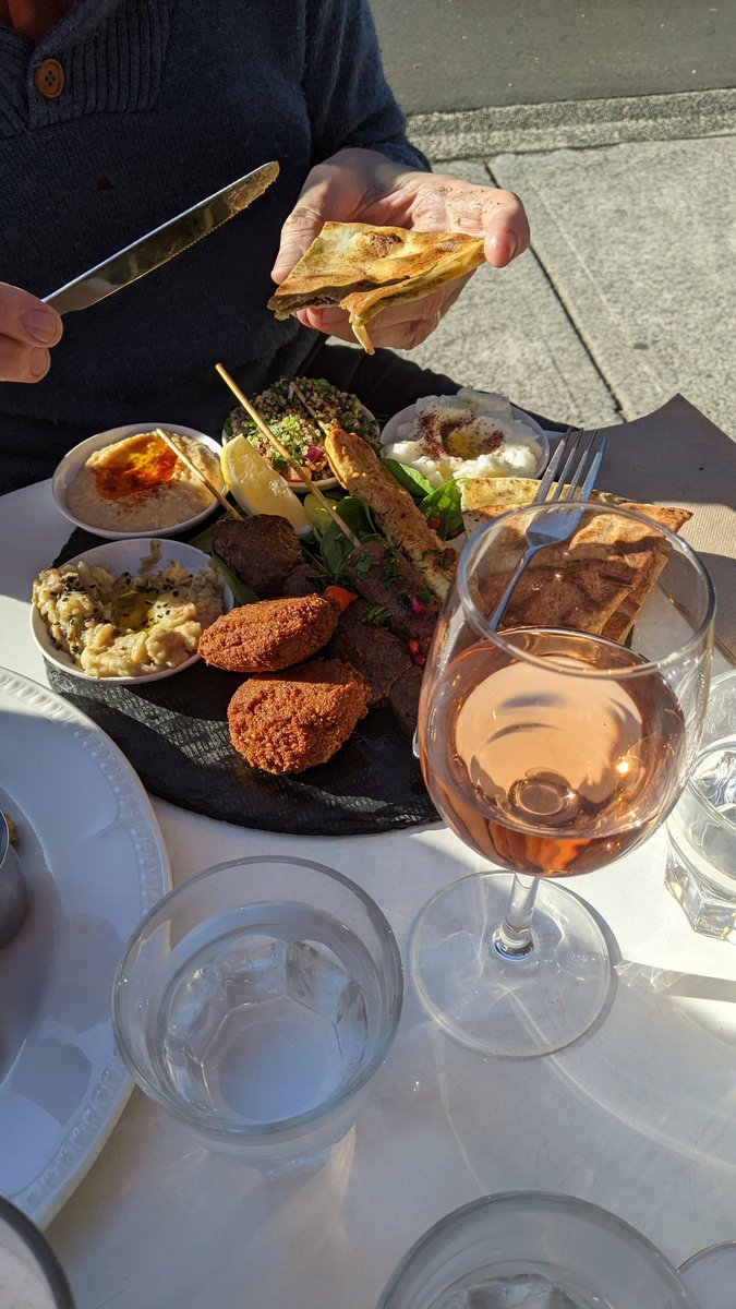 Zimmer4mp's tweet photo. A spontaneous visit to a sunny cafe became a wonderful lunch with Middle eastern flavours and great service. #fezandco #annandale https://t.co/HjhwvitJMQ