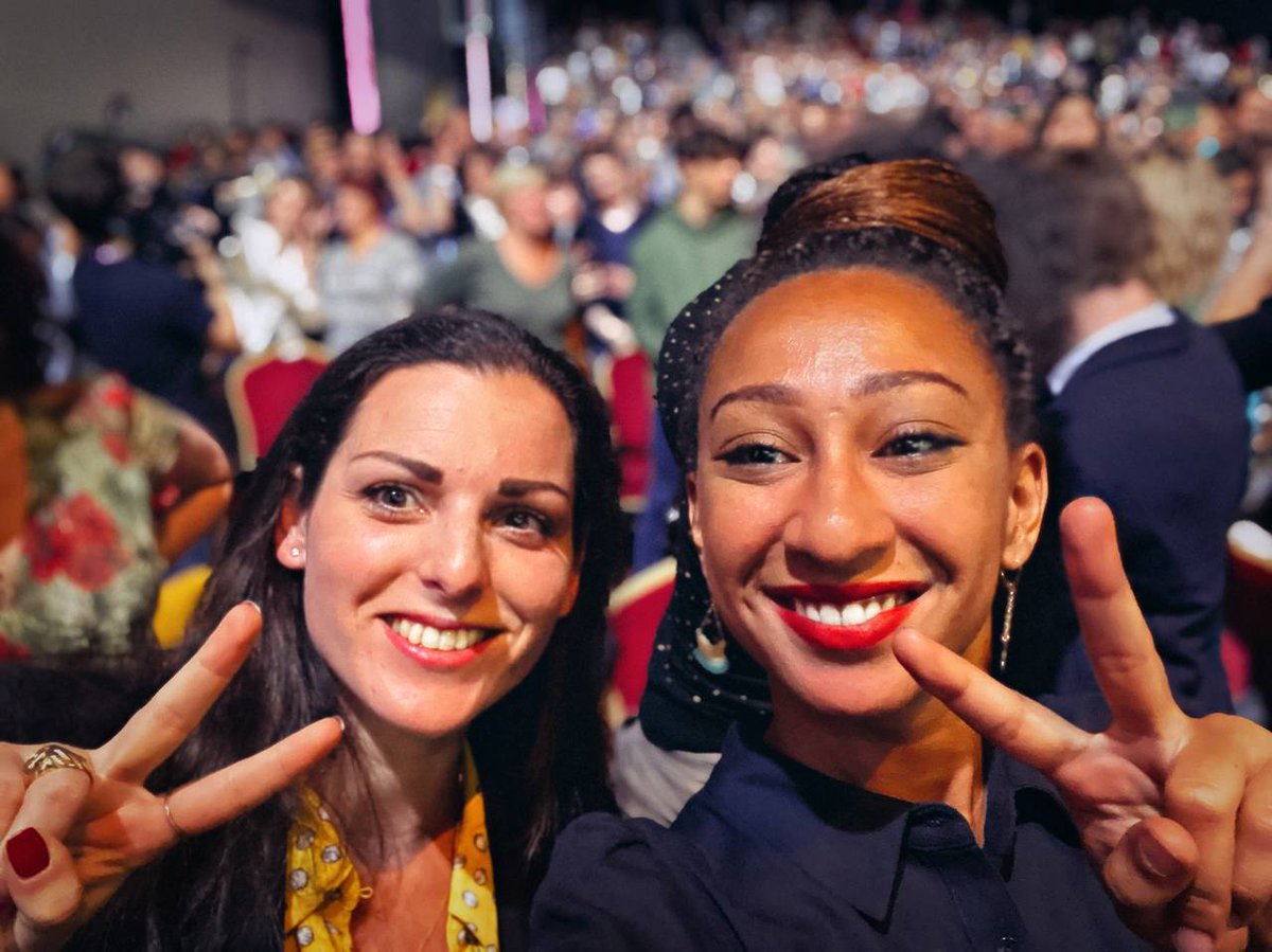 MarinaMesure's tweet photo. Cette #ConventionPopulaire marque un moment historique ! C'est la première fois dans l'Histoire de notre pays qu'il y a un accord global avec un candidat commun dans toutes les circonscriptions. #DirectionMatignon https://t.co/PZYecGaL5I