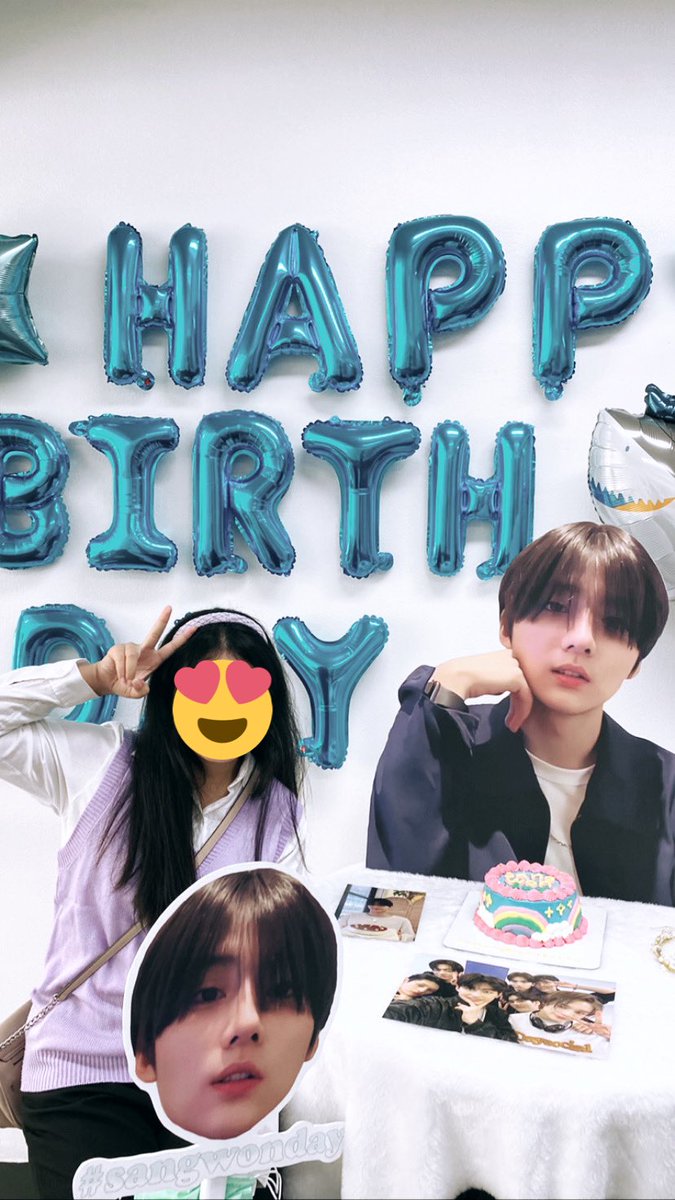 mwpEN21's tweet photo. ✨𝙃𝙖𝙥𝙥𝙮 𝙗𝙞𝙧𝙩𝙝𝙙𝙖𝙮 𝙎𝘼𝙉𝙂𝙒𝙊𝙉 🫶🏻🤍🎂

/ คาเฟ่น่ารักมากเลยค่ะ ซังวอนตะเร้กกน่ารักกมากกก ชอบมากเลยคั้บบบ ขอบคุณที่จัดขึ้นมานะคะ 🌻🤍✨
 #OurSpringBoy20thBirthday https://t.co/Zyglz9deI7