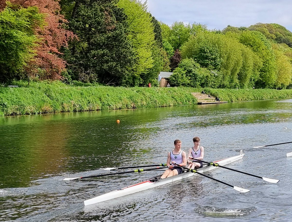 ZackHills8's tweet photo. Great day of rowing yesterday at Durham City Regatta, single is improving all the time, great to make the final in my 1st doubles race and great win in the J15 4X+

We go again today...
@DSBC1847 https://t.co/lcEX27AEYy