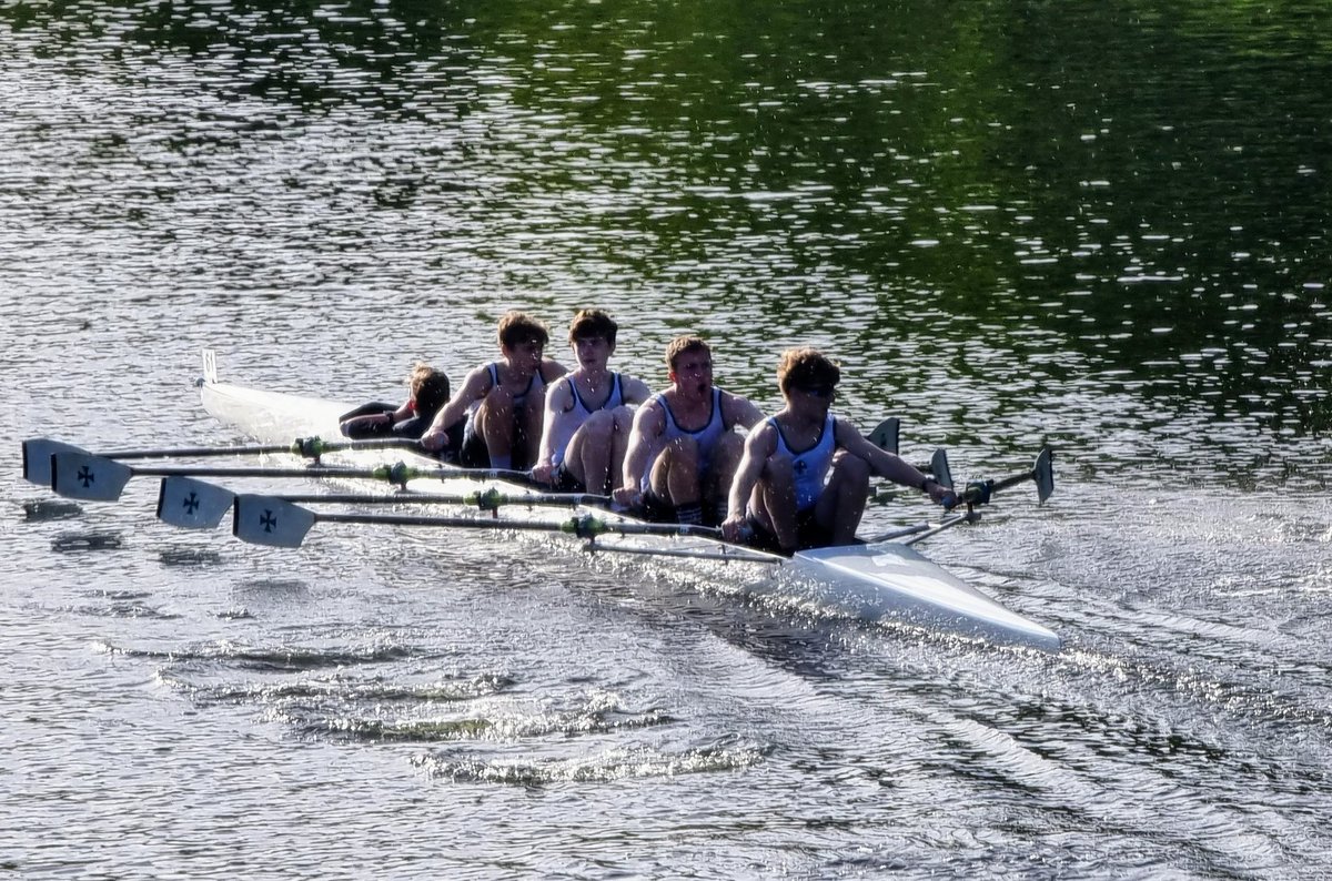 ZackHills8's tweet photo. Great day of rowing yesterday at Durham City Regatta, single is improving all the time, great to make the final in my 1st doubles race and great win in the J15 4X+

We go again today...
@DSBC1847 https://t.co/lcEX27AEYy