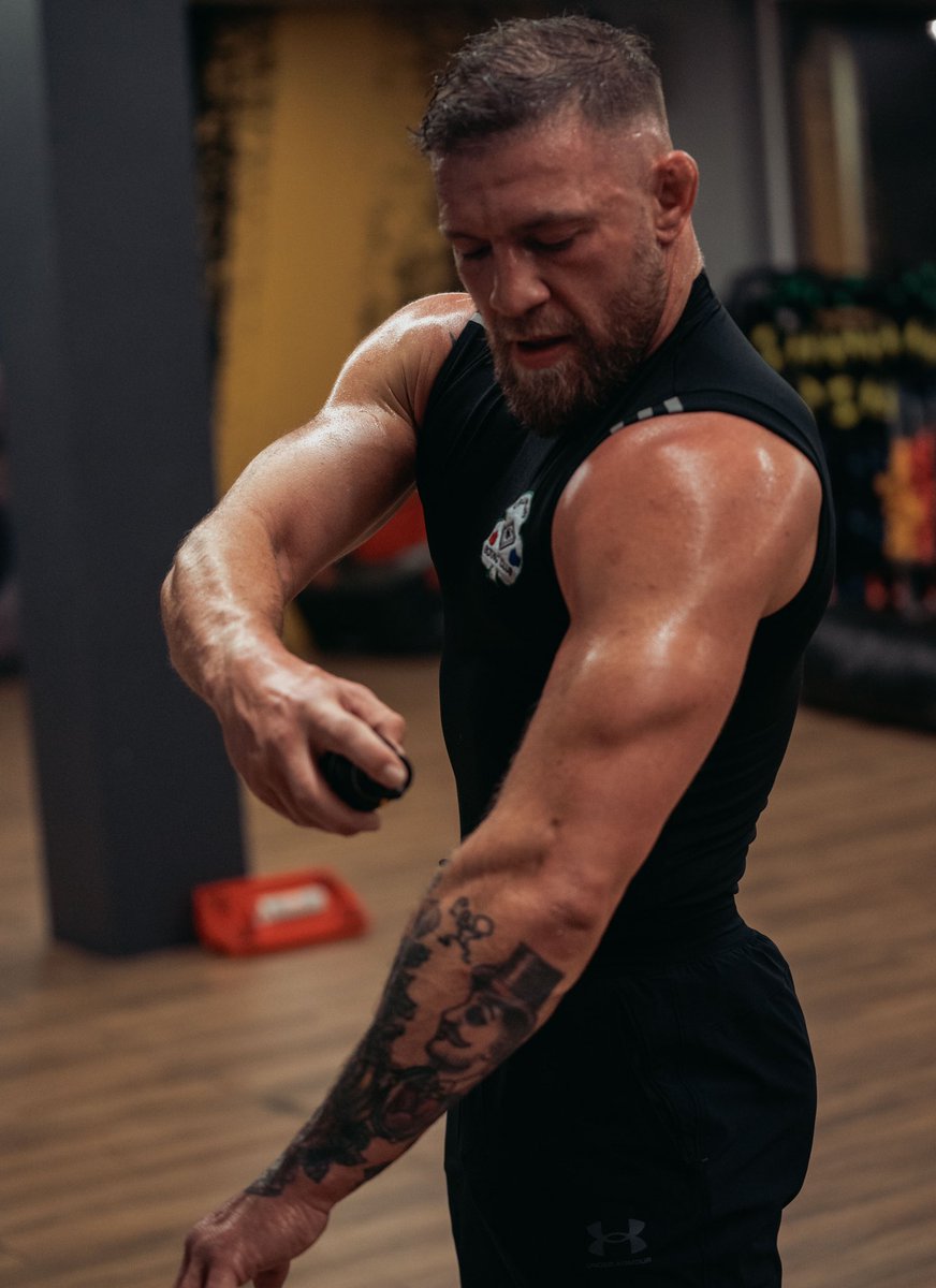 TheNotoriousMMA's tweet photo. Good training and @tidlsport. 
They go hand in hand! https://t.co/o0k2YLiJZV