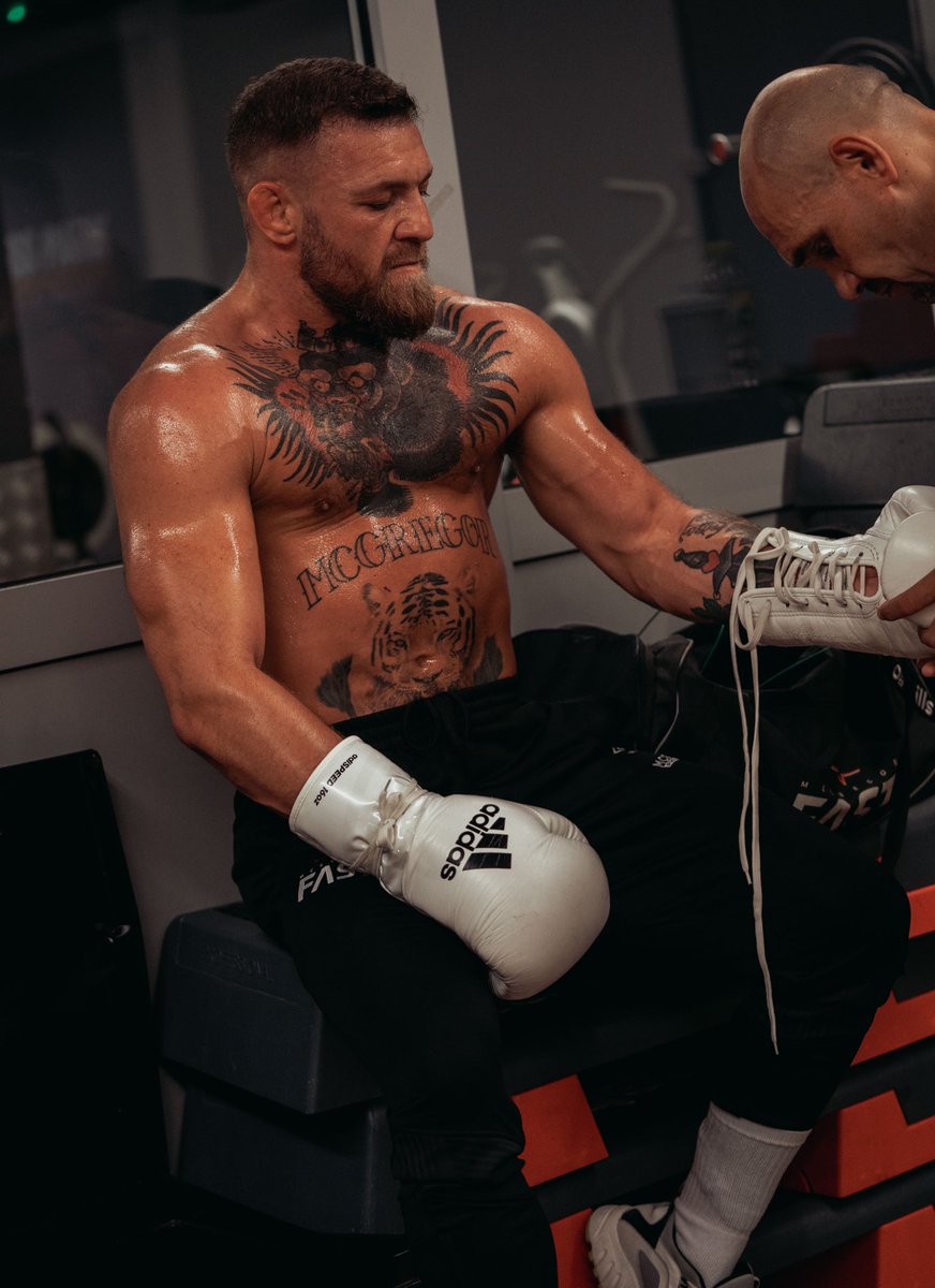 TheNotoriousMMA's tweet photo. Good training and @tidlsport. 
They go hand in hand! https://t.co/o0k2YLiJZV