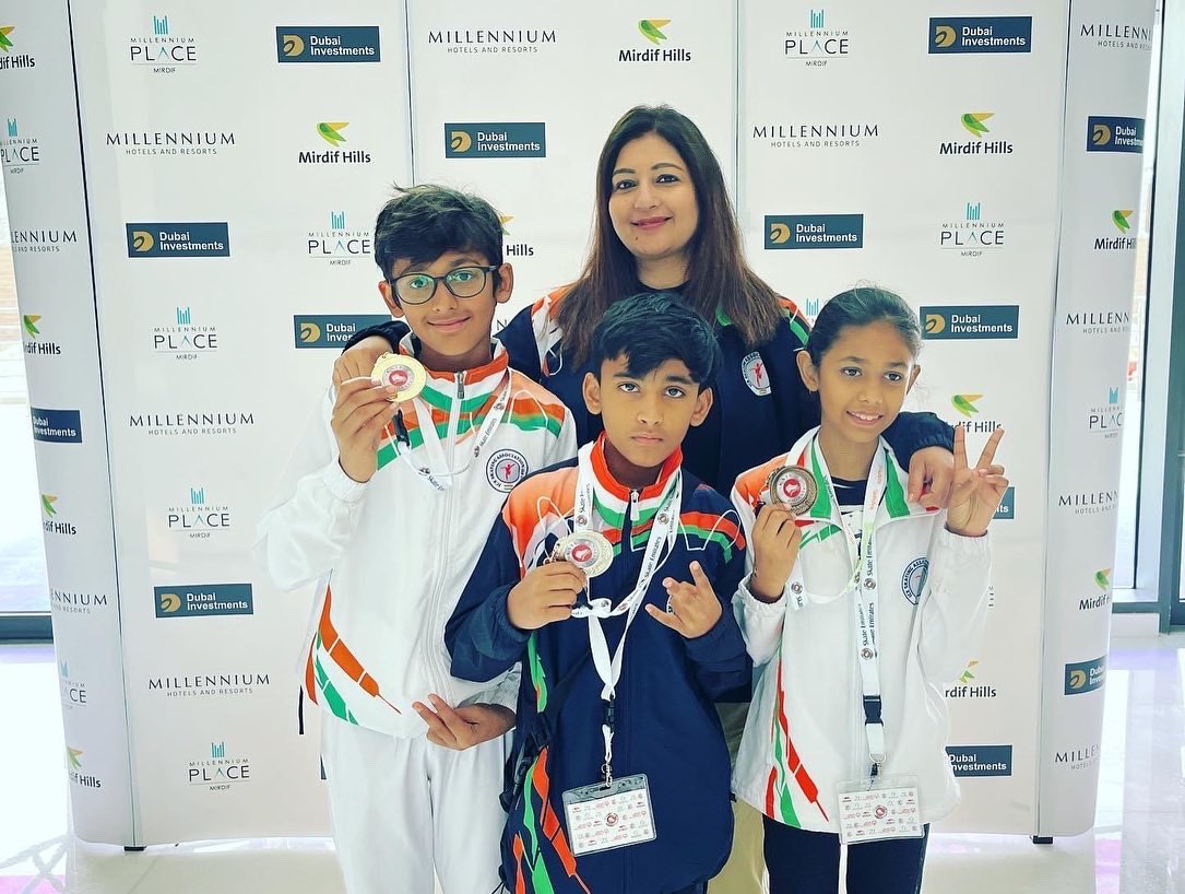 iskate_india's tweet photo. ISKATE congratulates the ice figure skaters of India on winning medals at 2022 Skate Emirates, International Figure Skating Competition being held in Dubai.
#iskateschool #iloveiskate2 #iskatebyroseate #dubai https://t.co/G4c7e97xjg